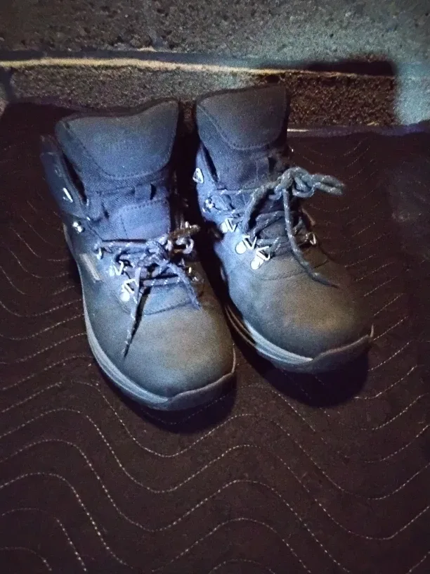 👟 Skechers WATERPROOF Hiking Boots - 8.5 US MEN'S/10 US WOMEN'S image indicator(7)