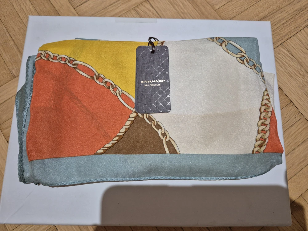 Xinyuan Silk Scarf - New with Tag - photo 4