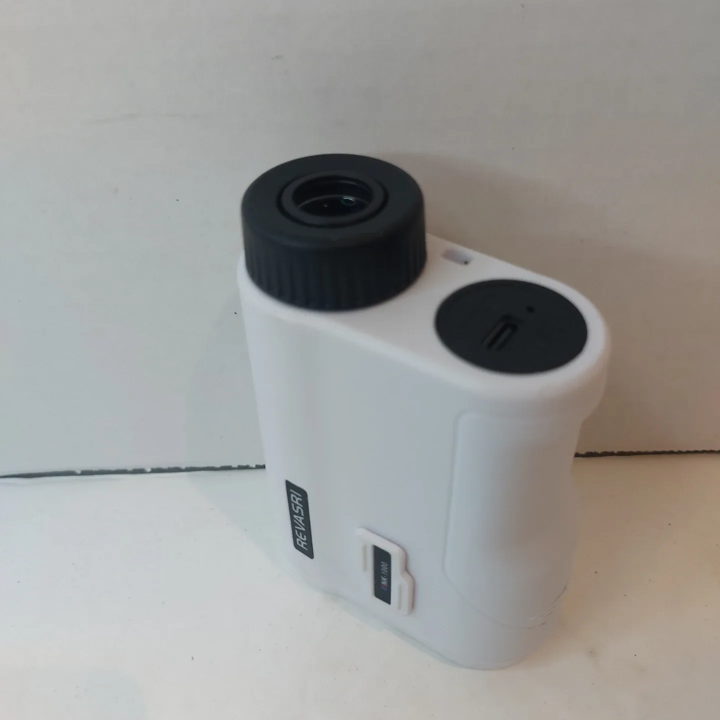 Revasri AK-1000 Golf Rangefinder image indicator(2)