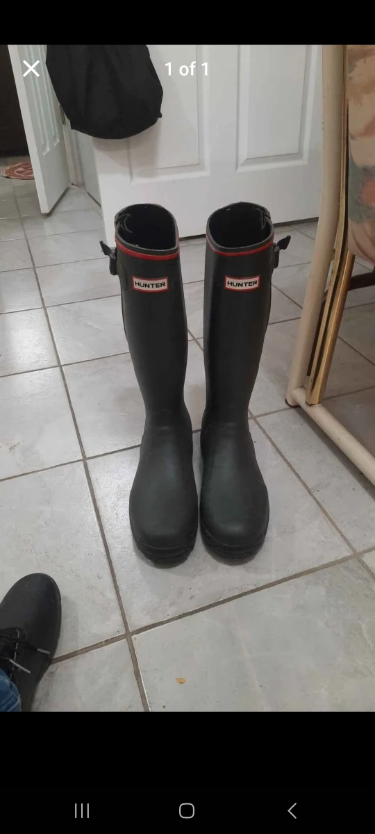Hunter Rain Boots - Size 9