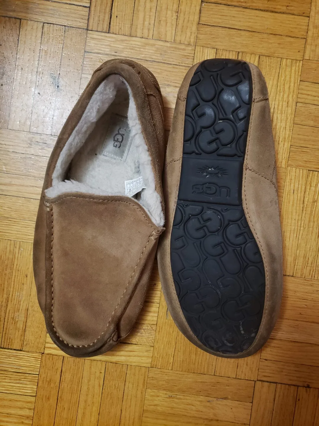 UGG Men's Ascot Slipper - Size 10 🥕 image indicator(2)