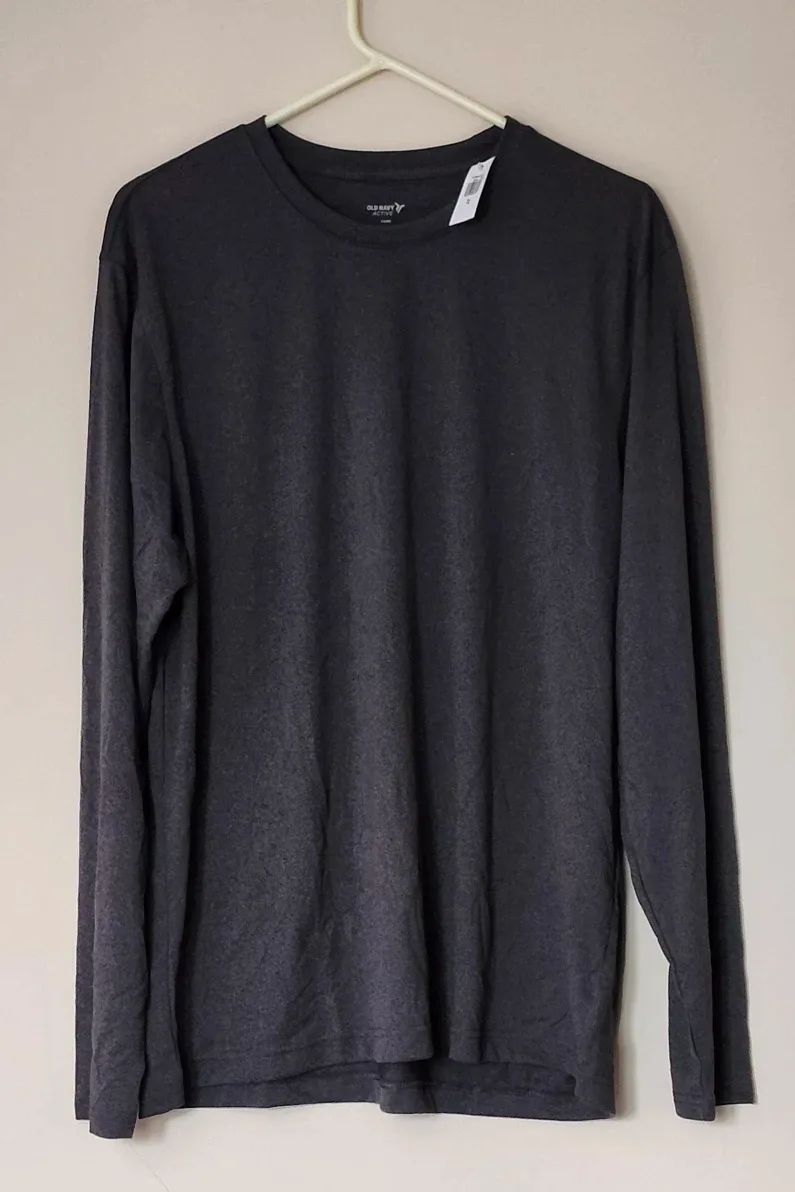 Old Navy Active Long Sleeve Tee - Men's XL image indicator(2)