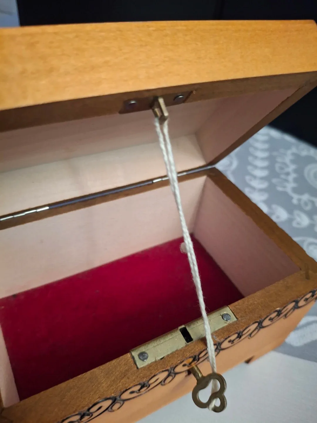 Handmade Wooden Trinket  Box image indicator(5)