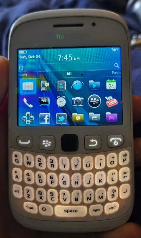 Vintage Cell Phones image indicator(2)