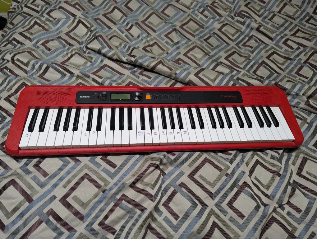 Casiotone CTS 200