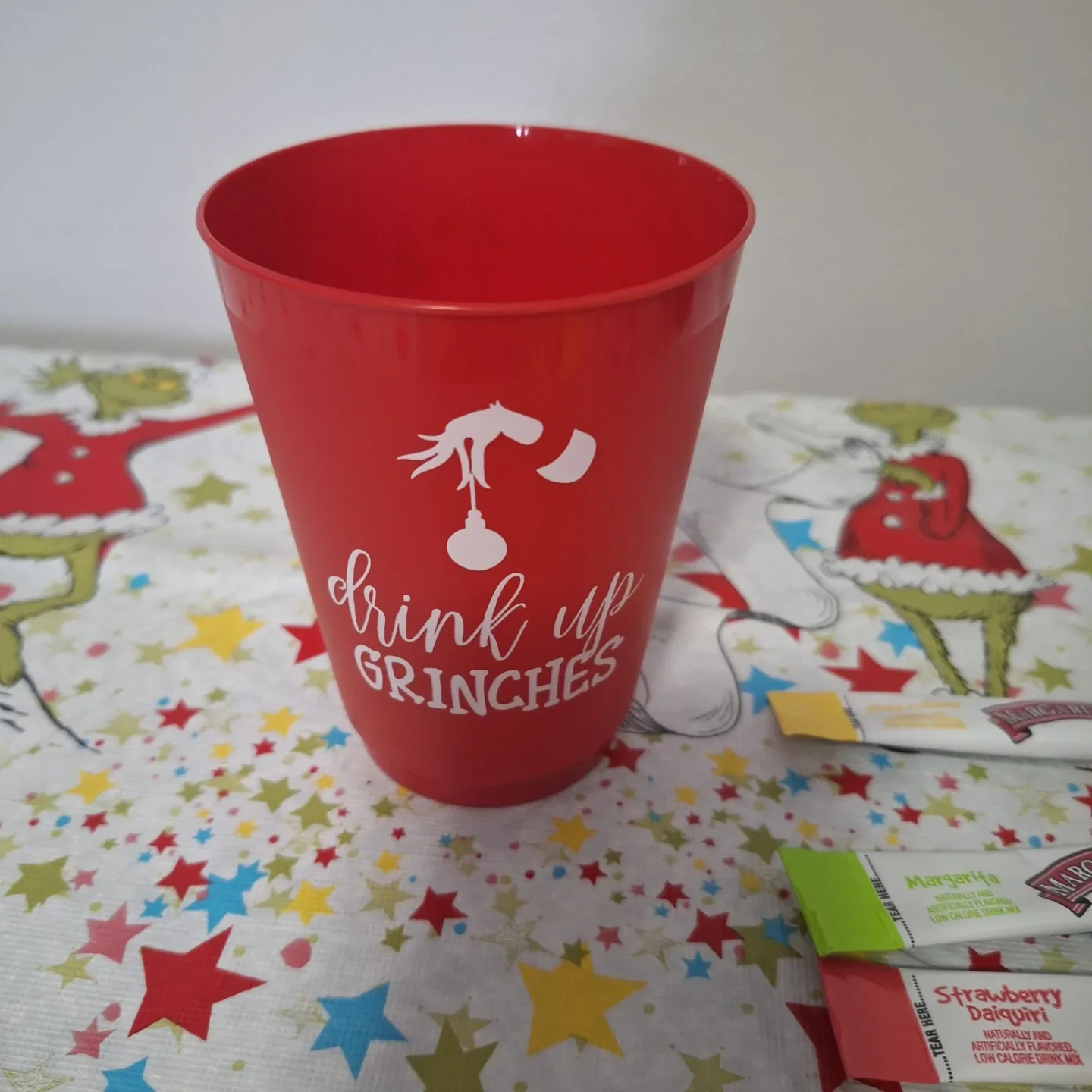 Grinch Drink Up Gift cup with Candy image indicator(3)