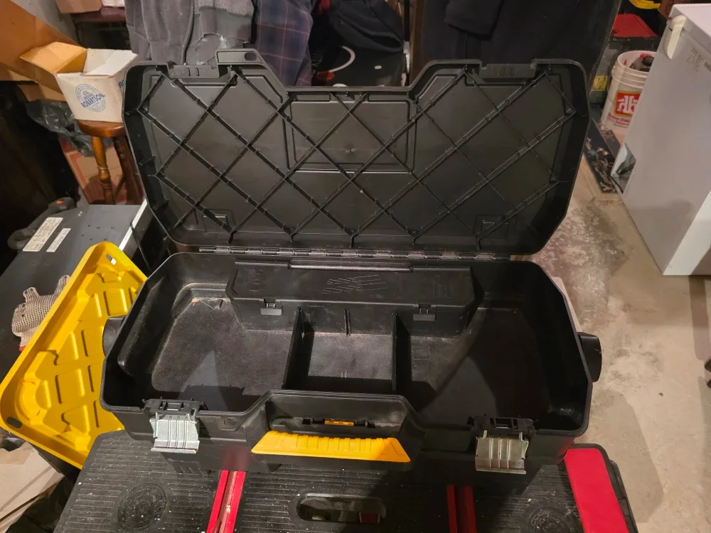 DeWalt Tool Box image indicator(3)