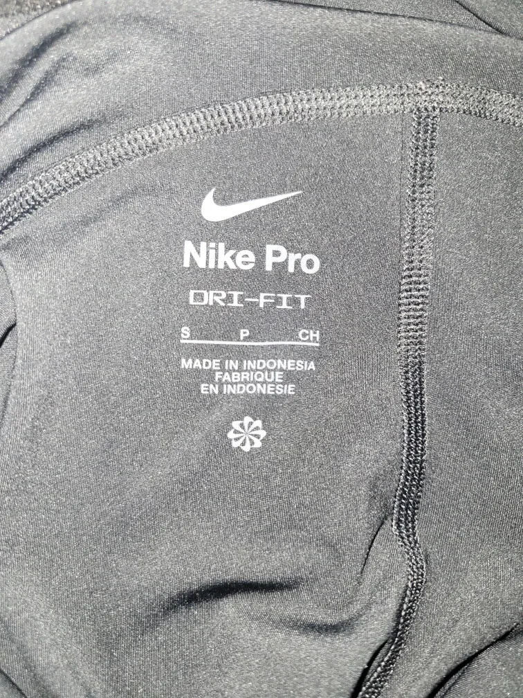 Nike Pro Dri-FIT Shorts - Size Small image indicator(5)