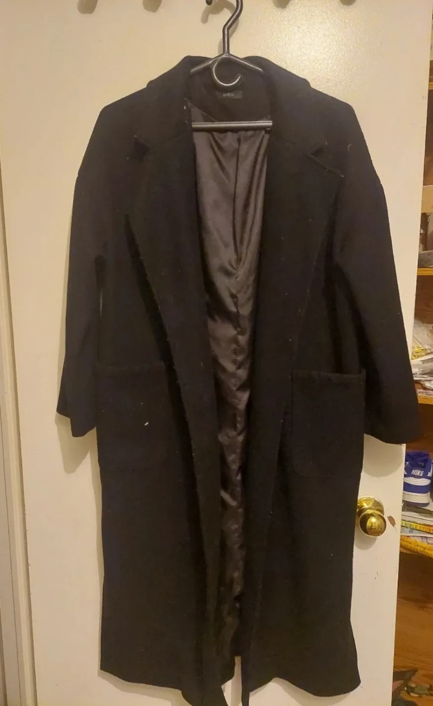 Aritzia Wilfred Cocoon Coat - Black image indicator(2)