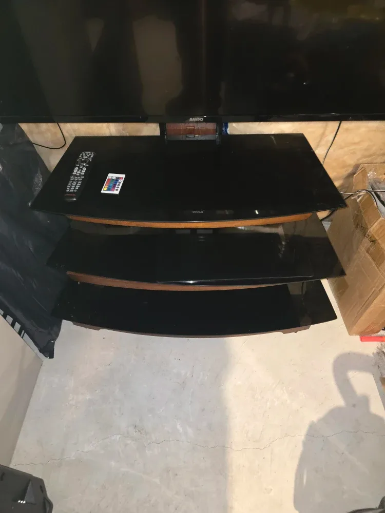 Sanyo TV and Glass Shelf Stand image indicator(3)