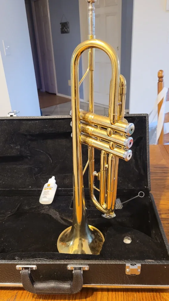 Ritmüller Student Trumpet + Case – Great Condition image indicator(2)