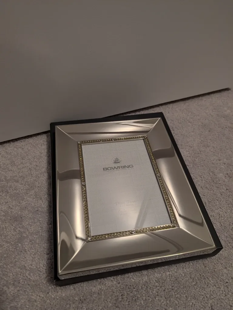 Brand new bowring 5x7 Photo Frame