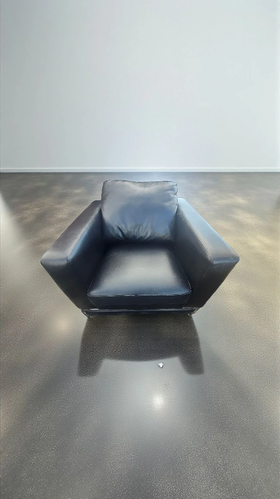 FREE DELIVERY!! 4 X Beautiful leather lounge chairs $280 - photo 3