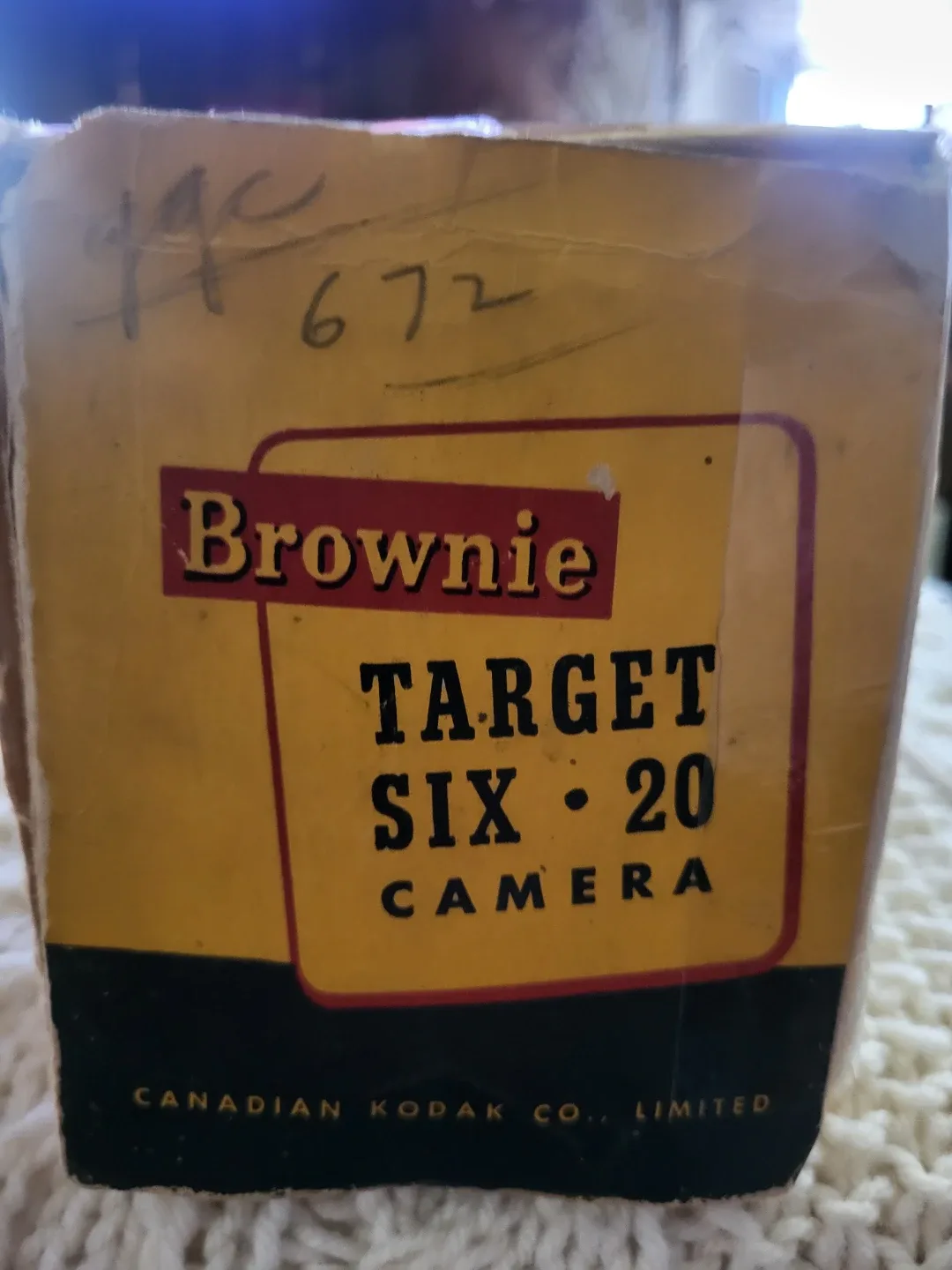 Kodak Verichrome Pan Film & Brownie Target Six-20 Camera image indicator(2)
