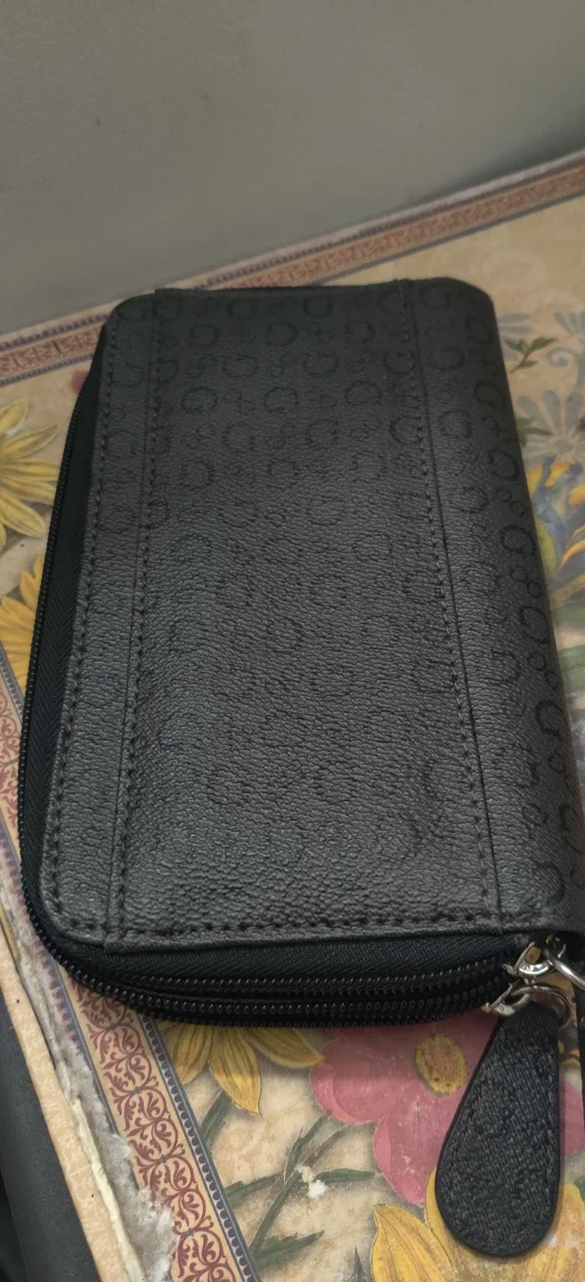 Guess Los Angeles Wallet image indicator(3)