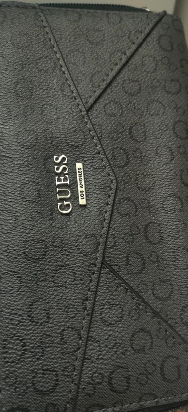 Guess Los Angeles Wallet image indicator(6)