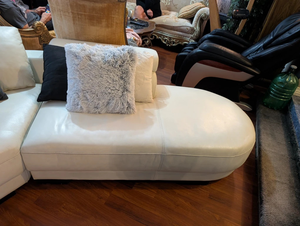 White Leather Sectional Sofa - photo 3