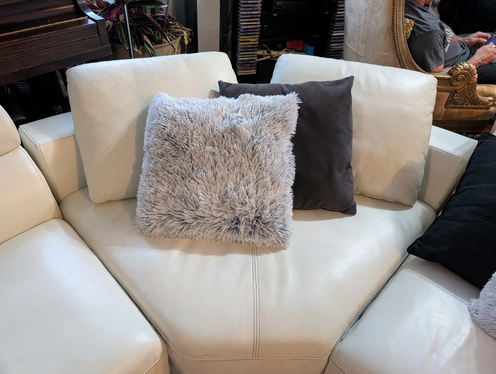 White Leather Sectional Sofa - photo 5