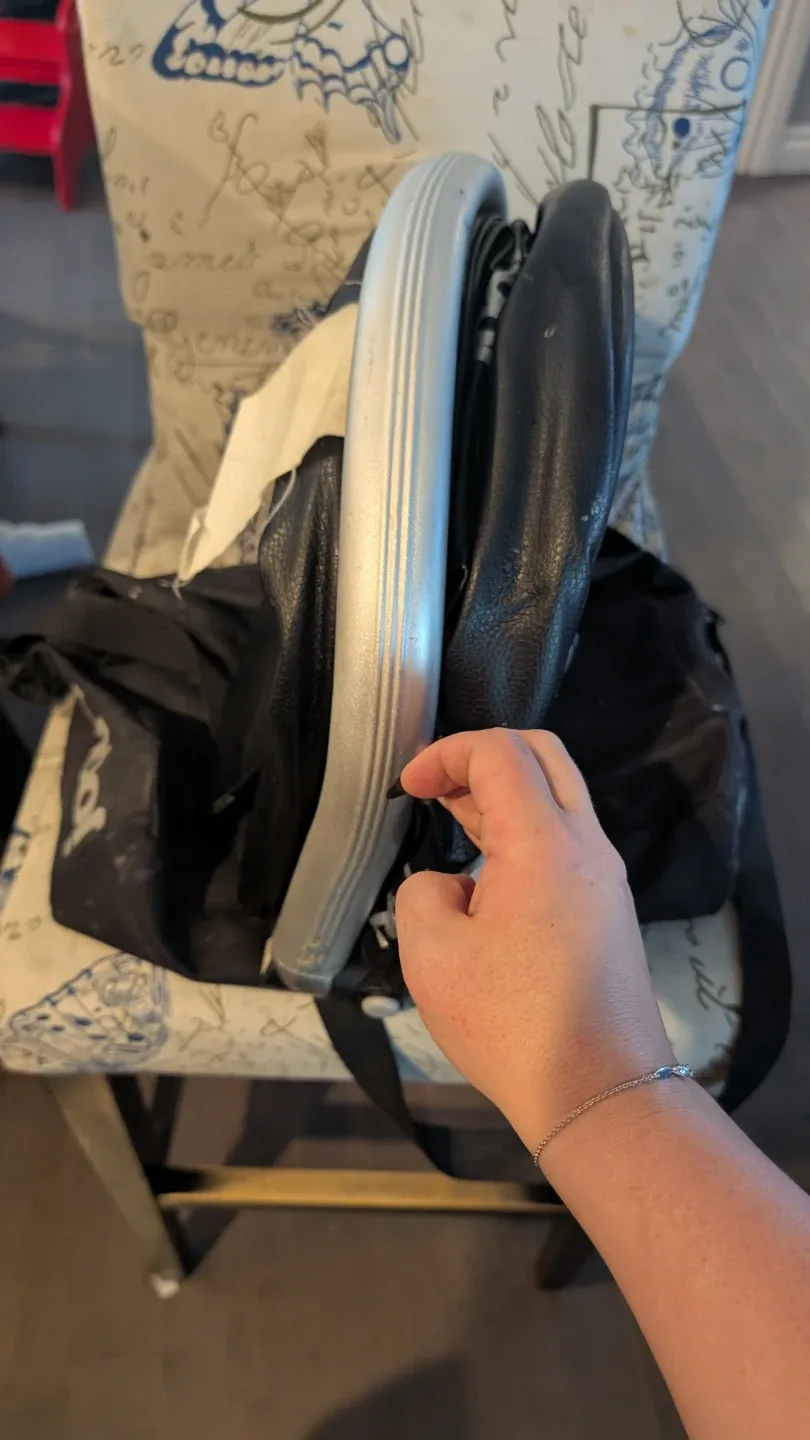 Joovy Hook-On High Chair - Black image indicator(4)