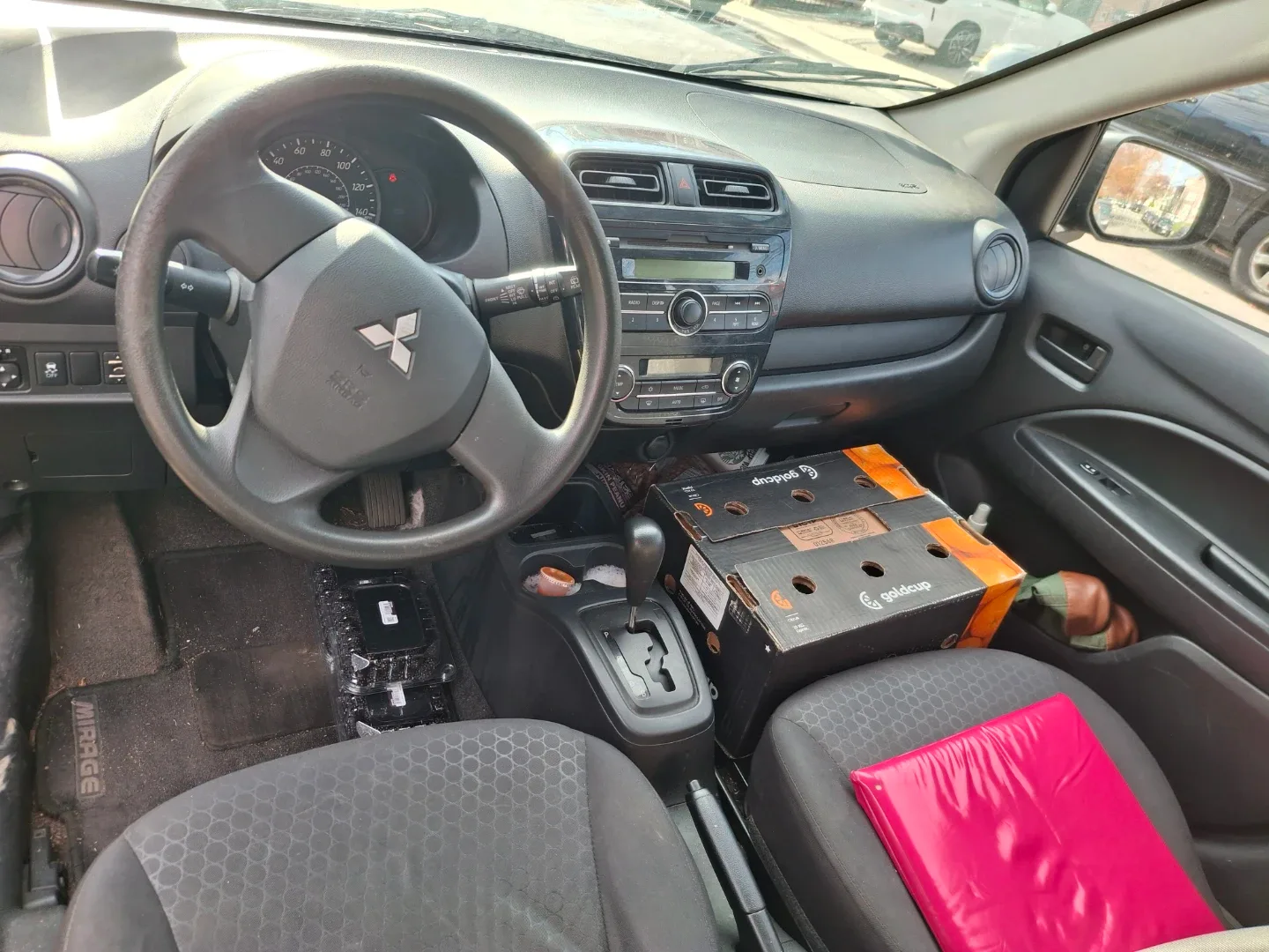 Mitsubishi Mirage - Black Hatchback image indicator(2)