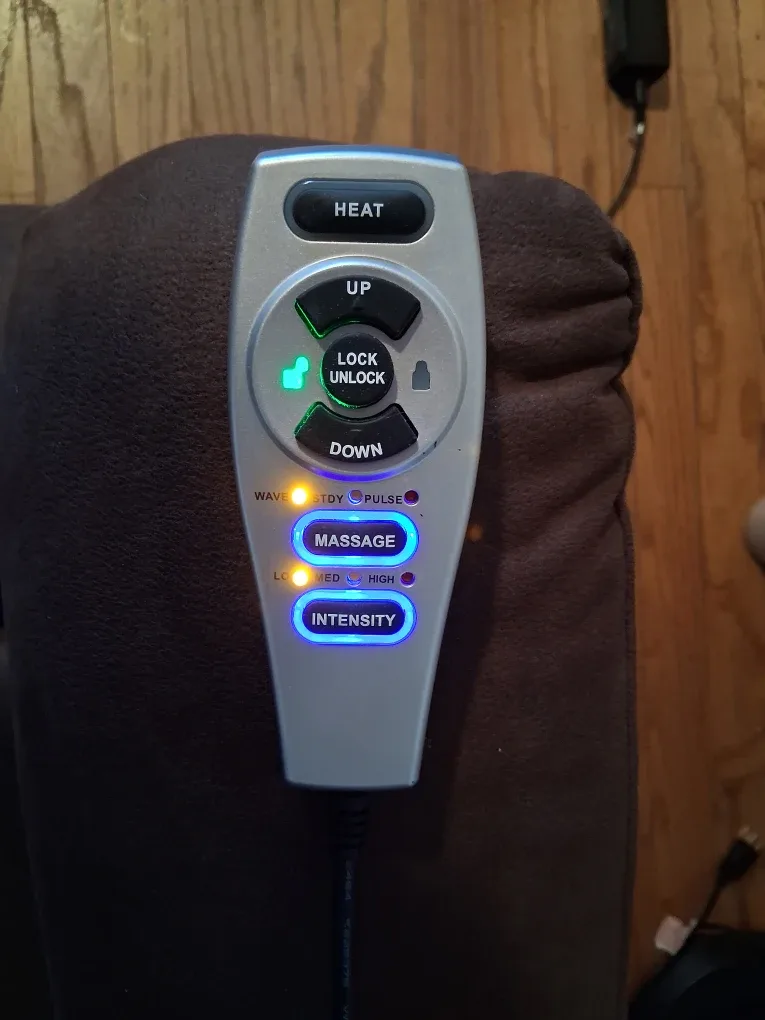Brown electric reclining massage chair image indicator(5)