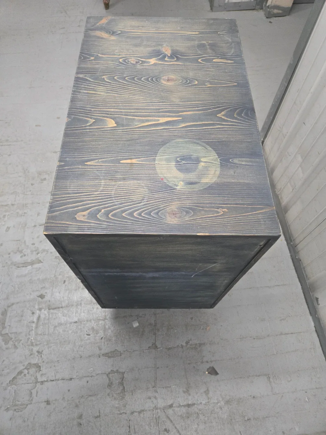 Wooden 2 draw file cabinet on wheeld