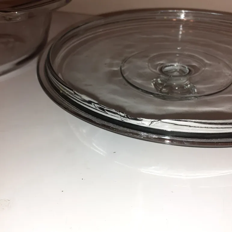 Vintage Anchor Hocking Casserole Dish image indicator(2)