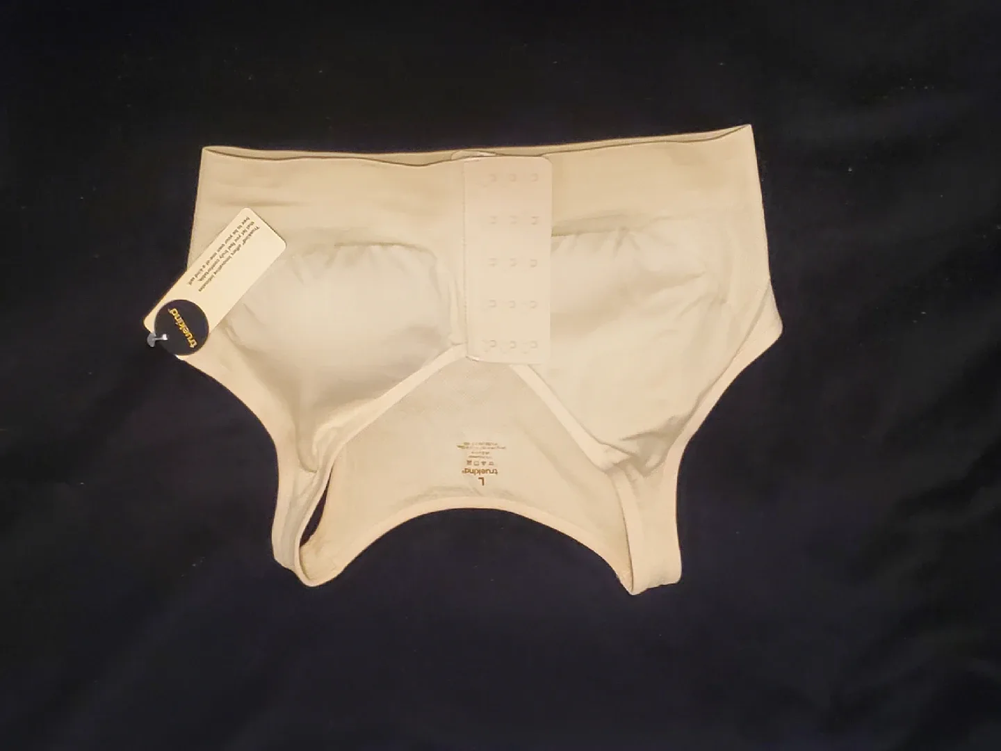 Truekind Everday Comfort Wireless Posture Bra image indicator(8)