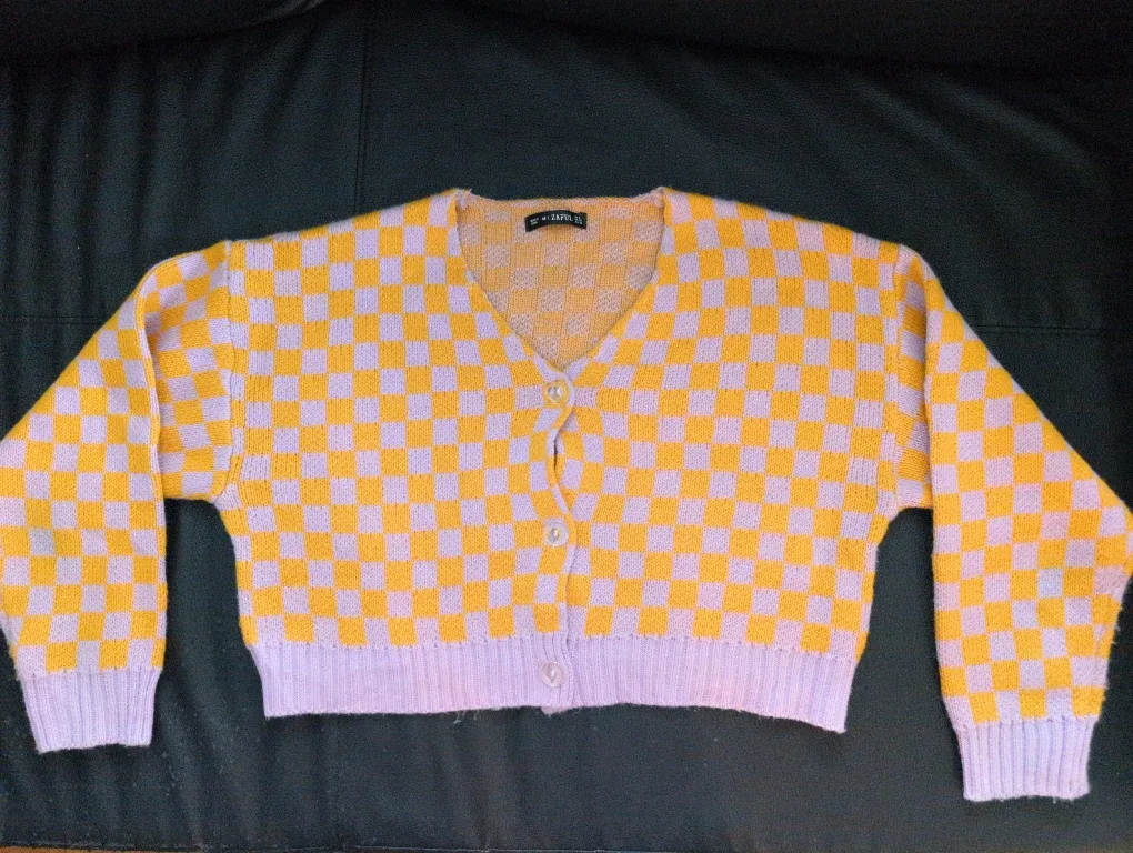 Cardigan - Size US 6