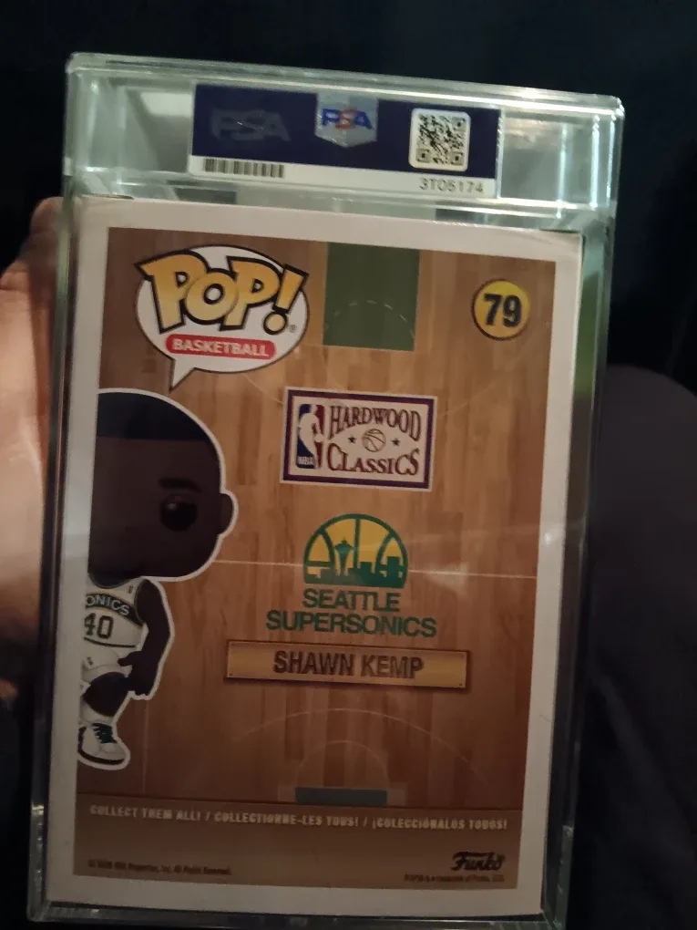 Funko POP! Shawn Kemp Signed Autographed image indicator(2)