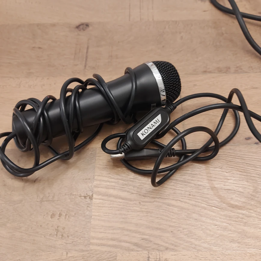 Xbox 360 Console with Kinect and Microphone - photo 5