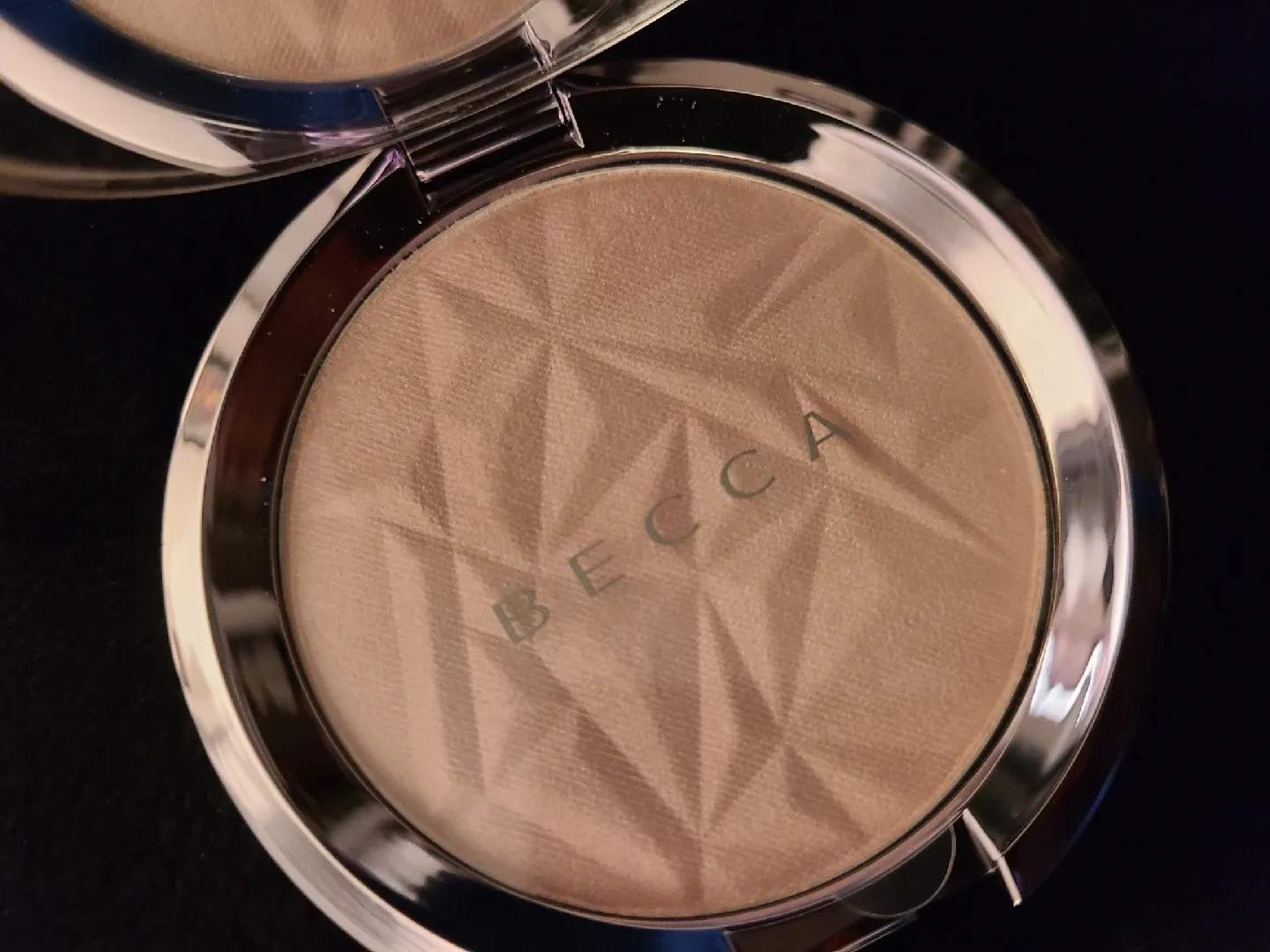 Becca Prismatic Amethyst Shimmering Skin Perfector thumbnail