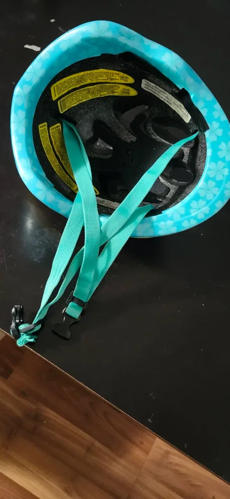 Schwinn Lil' Stardust Kids' Helmet image indicator(2)