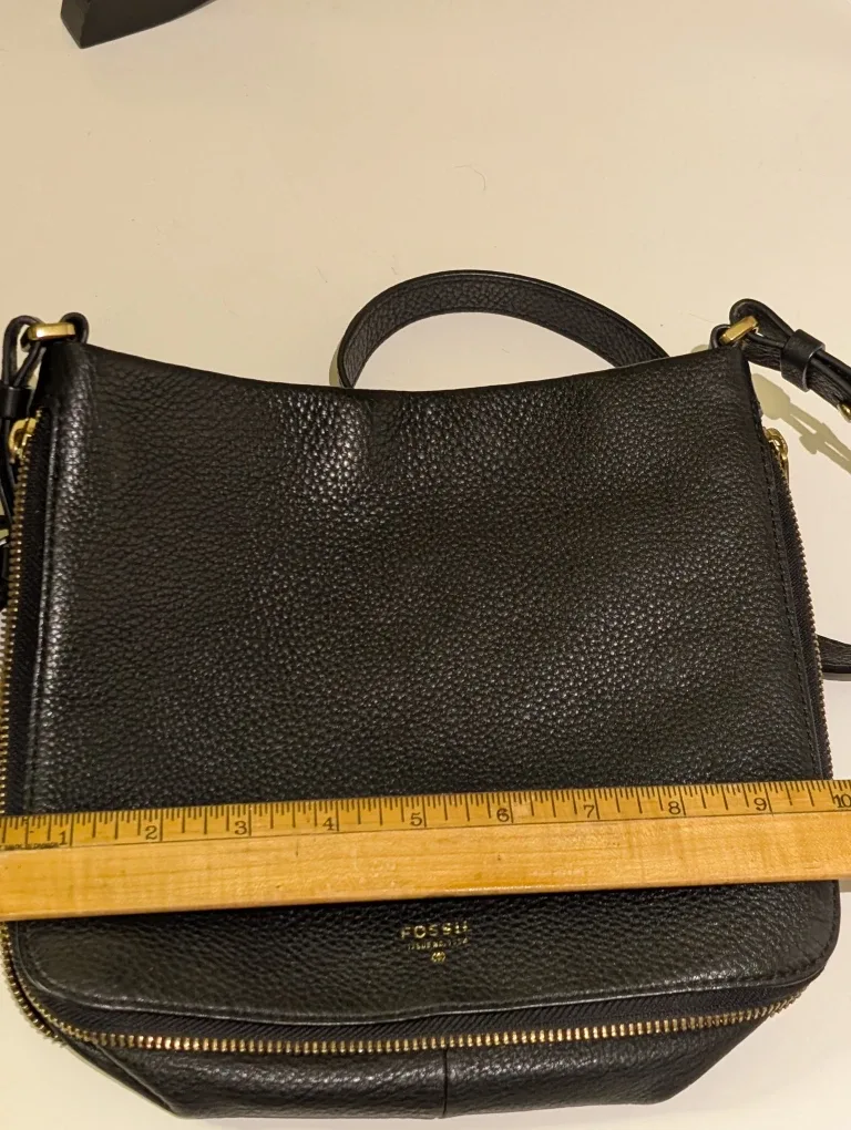 Fossil Black Leather Crossbody Bag image indicator(3)