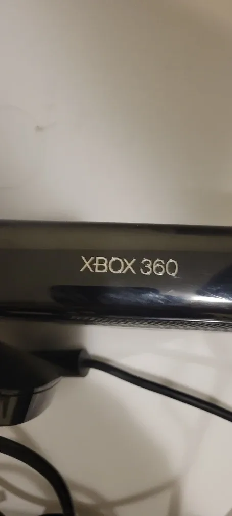 Xbox 360 Kinect Sensor image indicator(2)