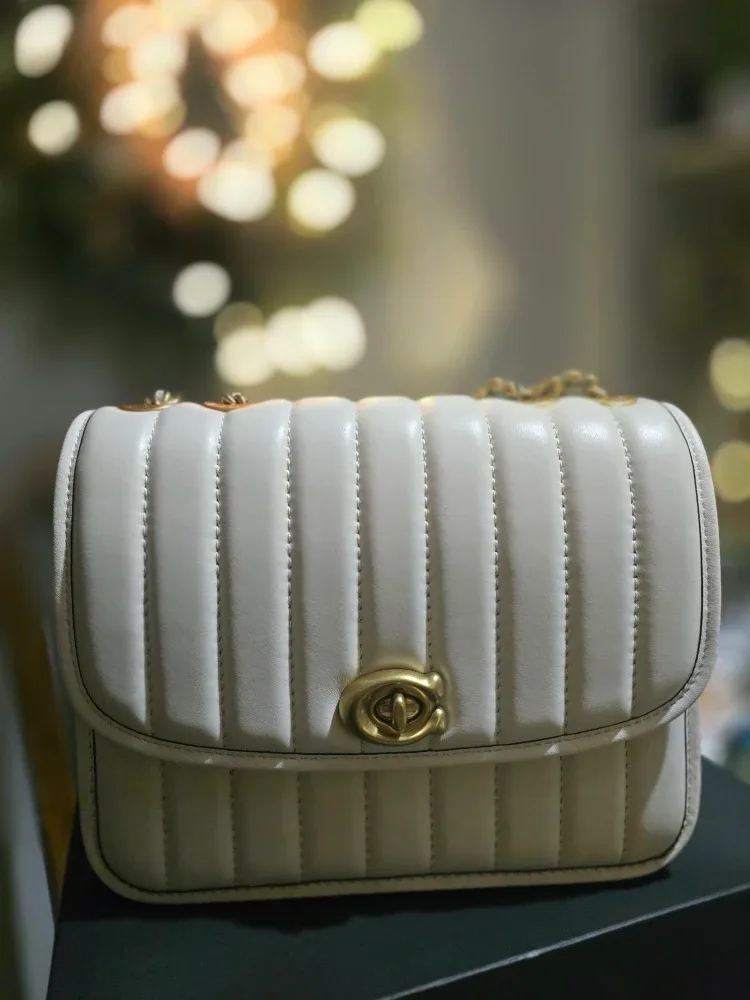 Coach Madison Shoulder Bag with Quilting - Chalk image indicator(2)