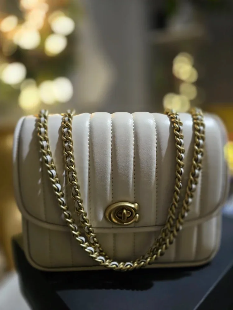 Coach Madison Shoulder Bag with Quilting - Chalk image indicator(3)