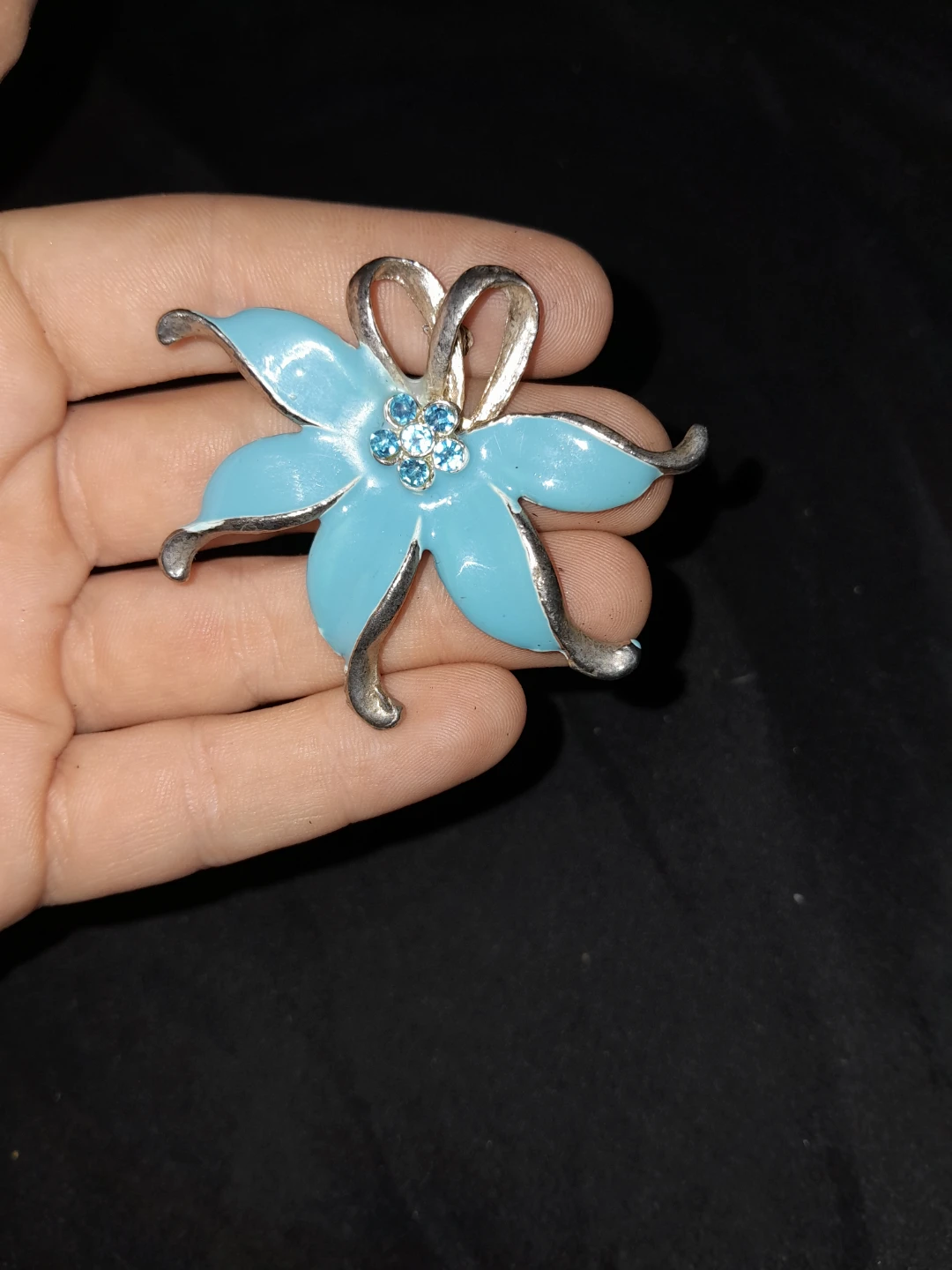 Flower Brooches - Set of 2 - photo 2