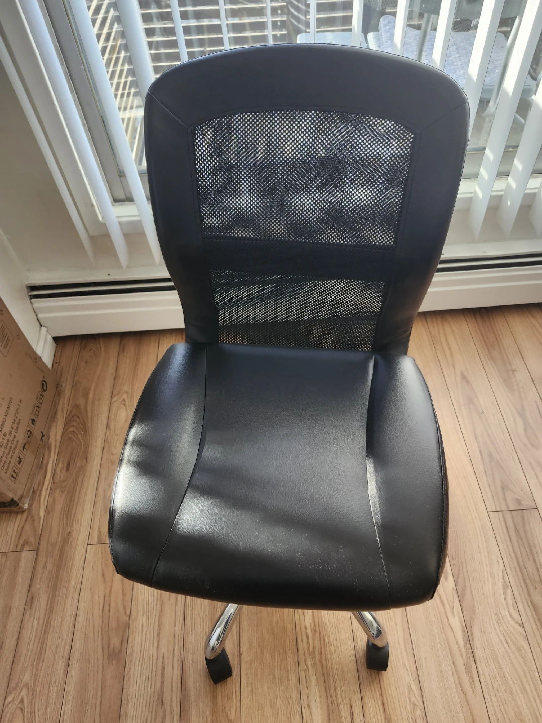 Black Office Chair - photo 3