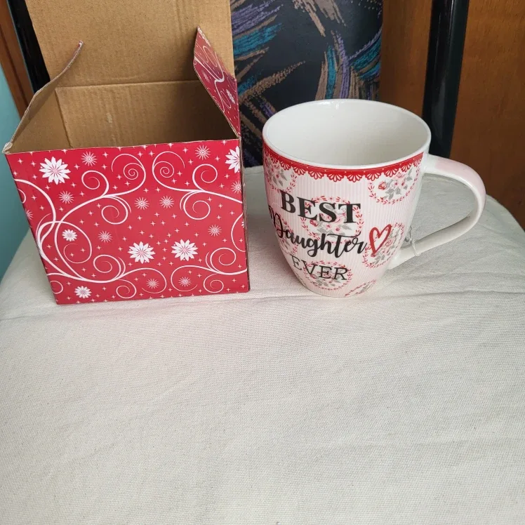 "Best Daughter Ever" Mug with Box