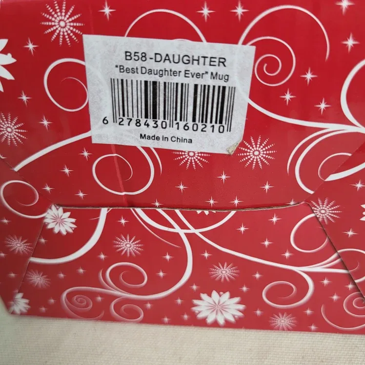 "Best Daughter Ever" Mug with Box image indicator(5)