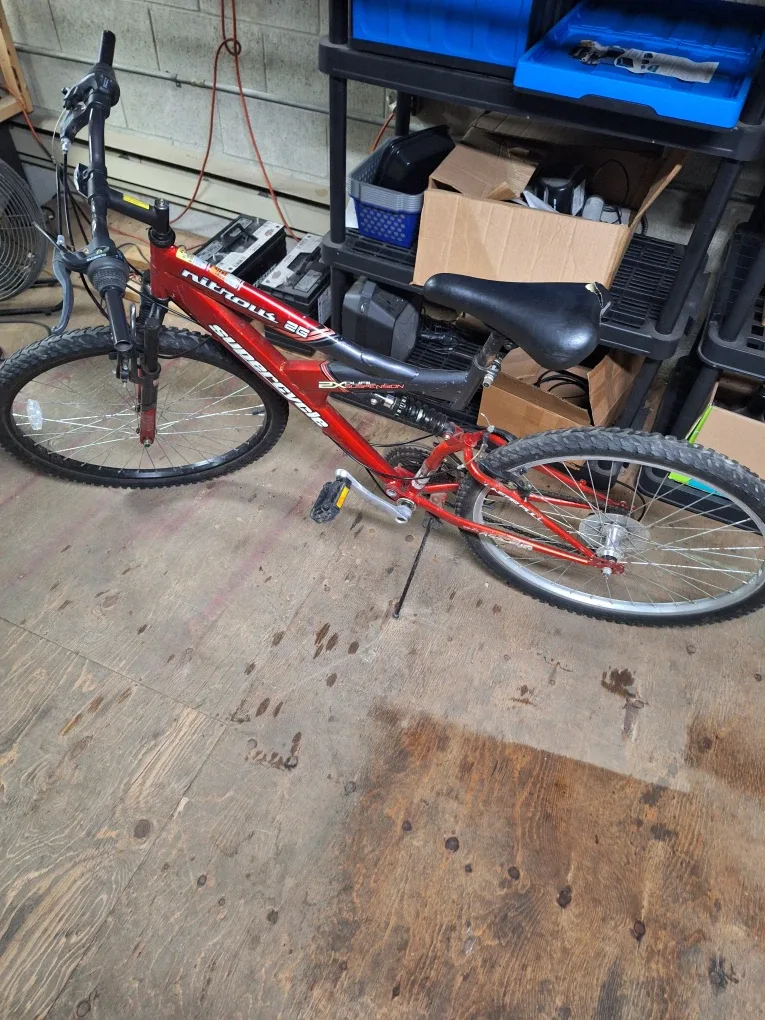 Supercycle Nitrous 26" Mountain Bike image indicator(4)