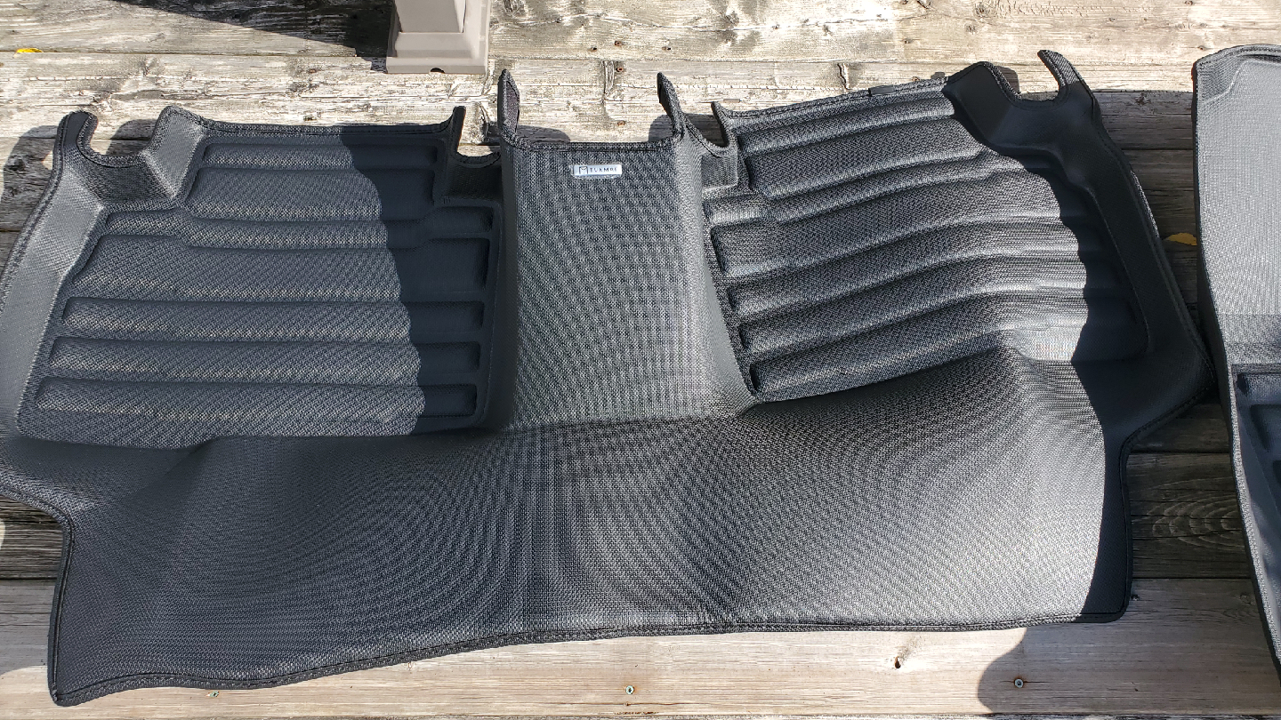 tux Mats Hyundai tiscon