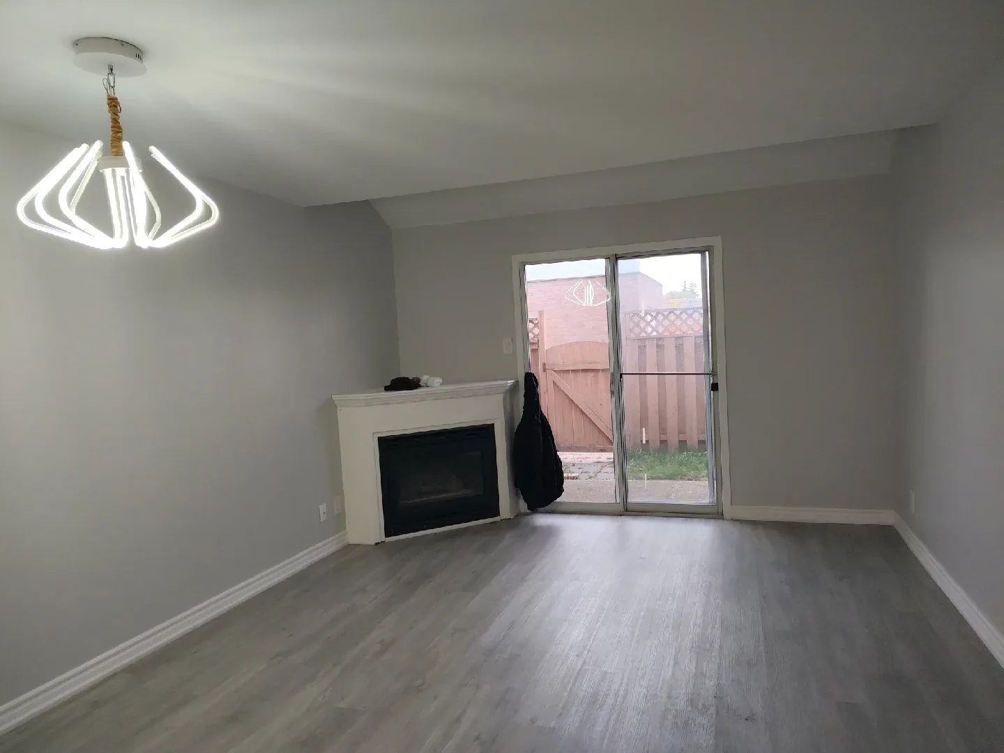 room for rent image indicator(4)