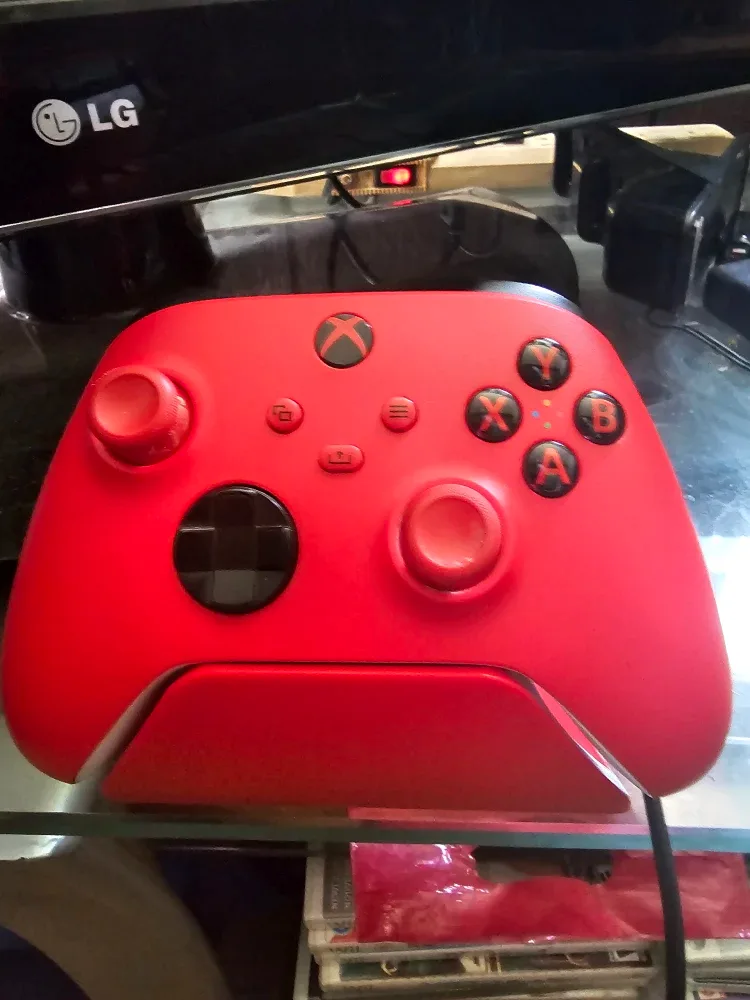 Xbox one games, controller chargers image indicator(7)