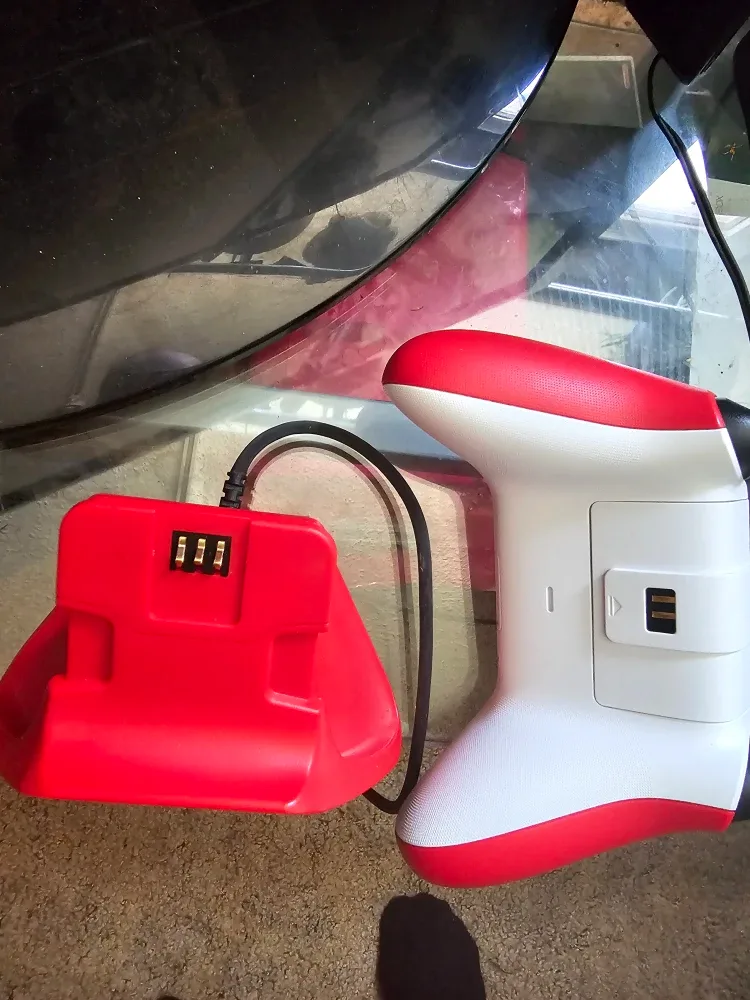 Xbox one games, controller chargers image indicator(8)