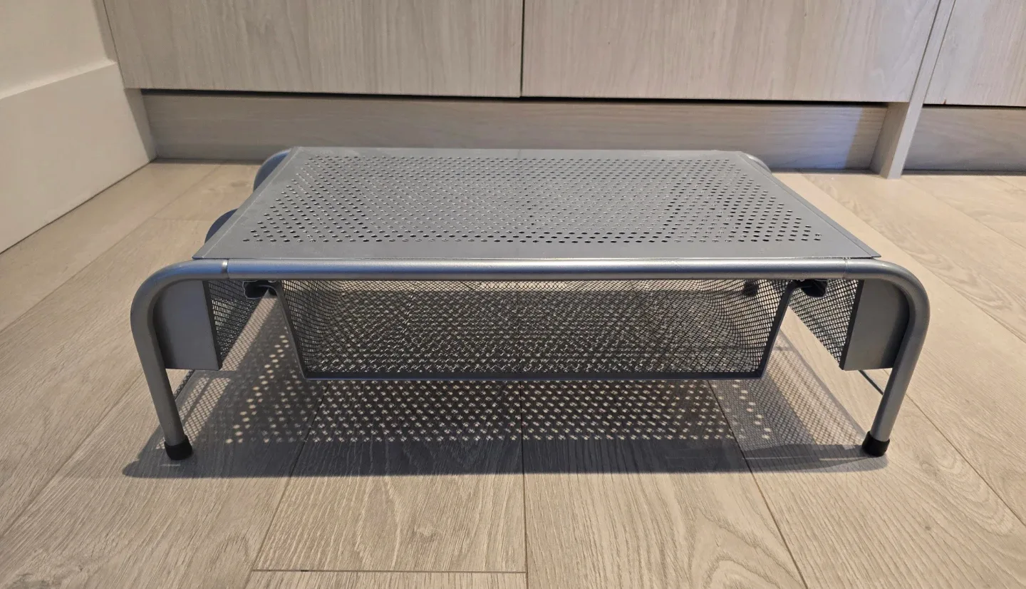 Grey Metal Desk Organizer and Laptop Stand image indicator(2)