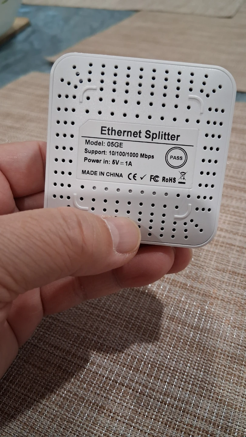 Ethernet Splitter 1 in 4 out 1000Mbps High Speed Internet Extend - photo 5