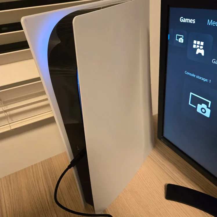 Actual PS5 (no scam). In box. CLEAN. Controller, cables image indicator(5)