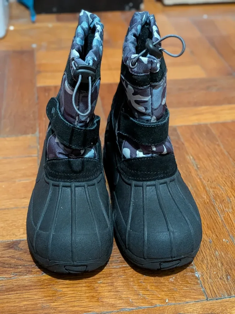 Sporto Snow Boots, Size 4 image indicator(2)